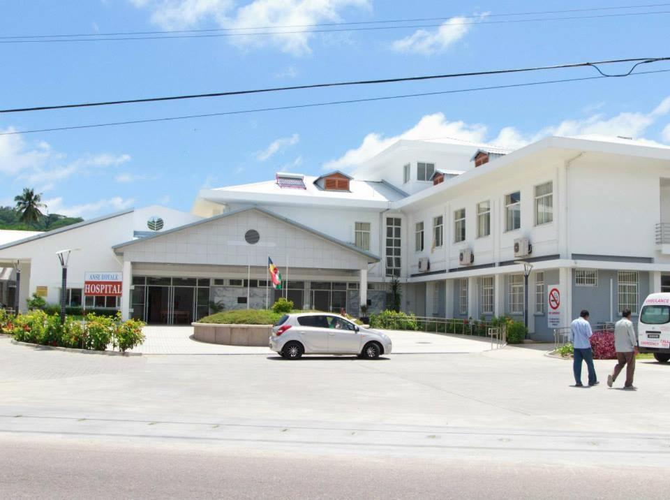 Le Comfort Anse Royale Exterior foto